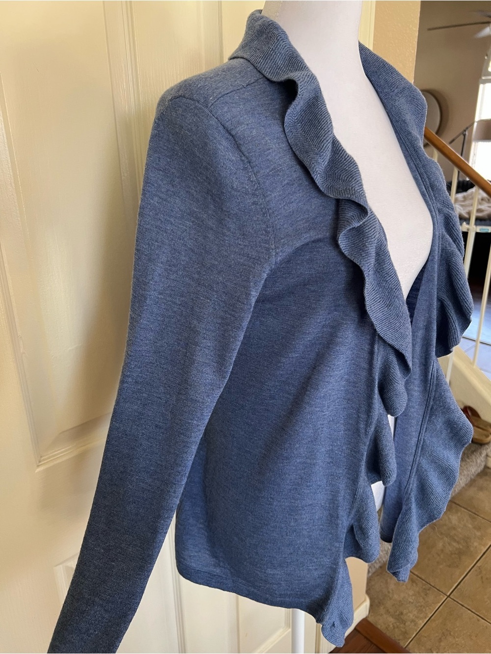 Talbots Pure Italian Merino Wool Blue Ruffle Open Front Cardigan Medium - Picture 5 of 12